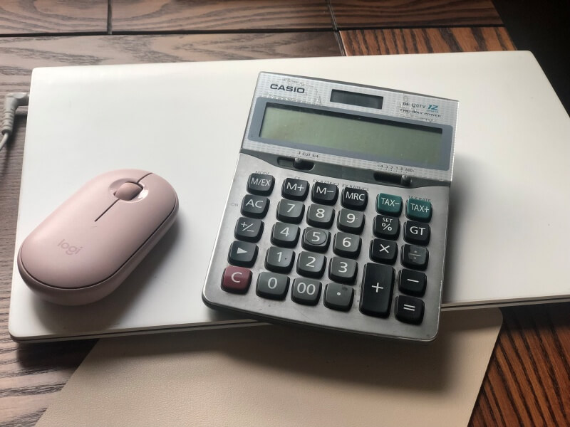 계산기-노트북-마우스