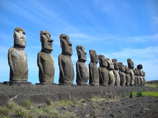 칠레 모아이 사진