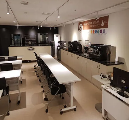 플립스바리스타학원