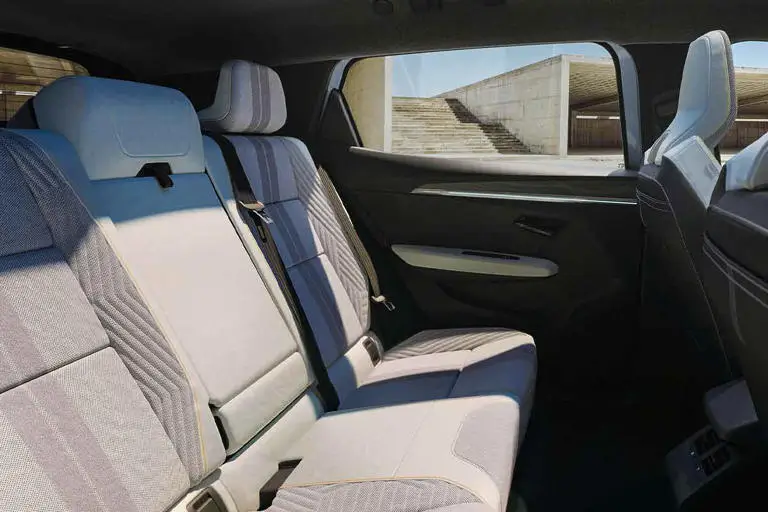 르노 세닉 이미지