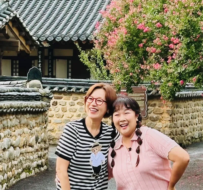 엄정화,박미선,연예인 암투병,갑상선암,디바 엄정화,엄정화 투병 고백,박미선 암 고백,연예인 건강 이야기,암 극복 사례,가수 엄정화,반려동물 힐링,연예인 반려견,목소리 회복,여자 연예인 투병,회복과 치유,갑상선암 증상,여자 가수 암,유방암,비인두암,간암,자궁근종,연예인 건강 회복,희망 이야기,힐링 스토리,여성 건강