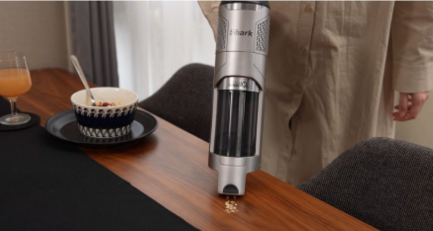 다이슨과 샤크 무선 청소기의 장단점 비교 분석