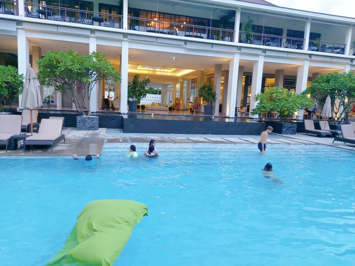방콕호텔추천유사톤호텔수영장