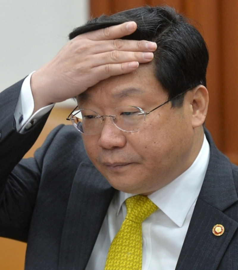 주형환 프로필 나이 고향 학력 경력 평가