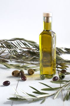 손톱이 갈라지는 이유 잘 부러지는 깨지는 이유 해결 방법