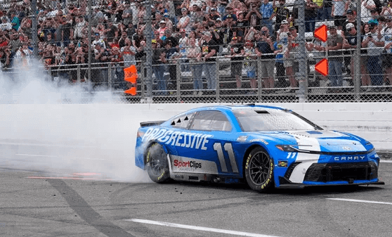 데니 햄린, NASCAR의 꾸준함이 만든 레전드