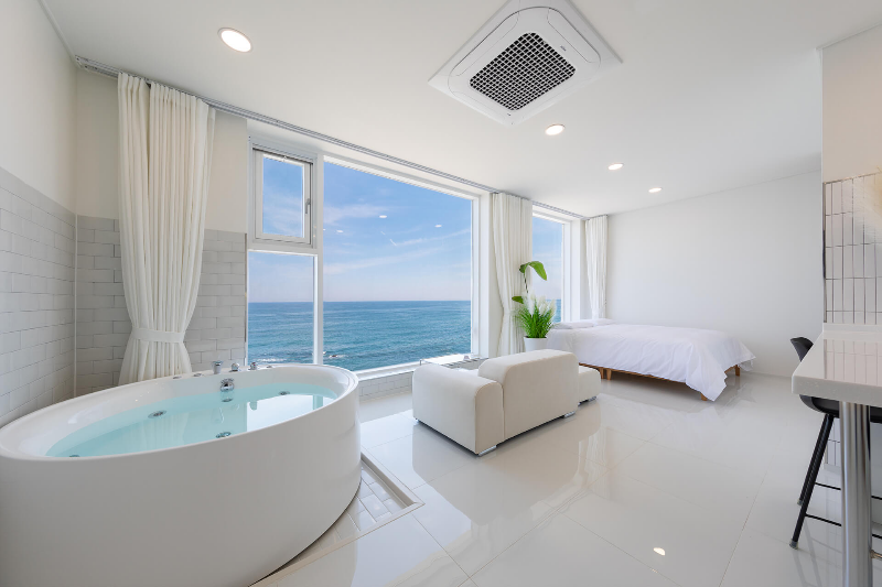 너에게 감동해 객실