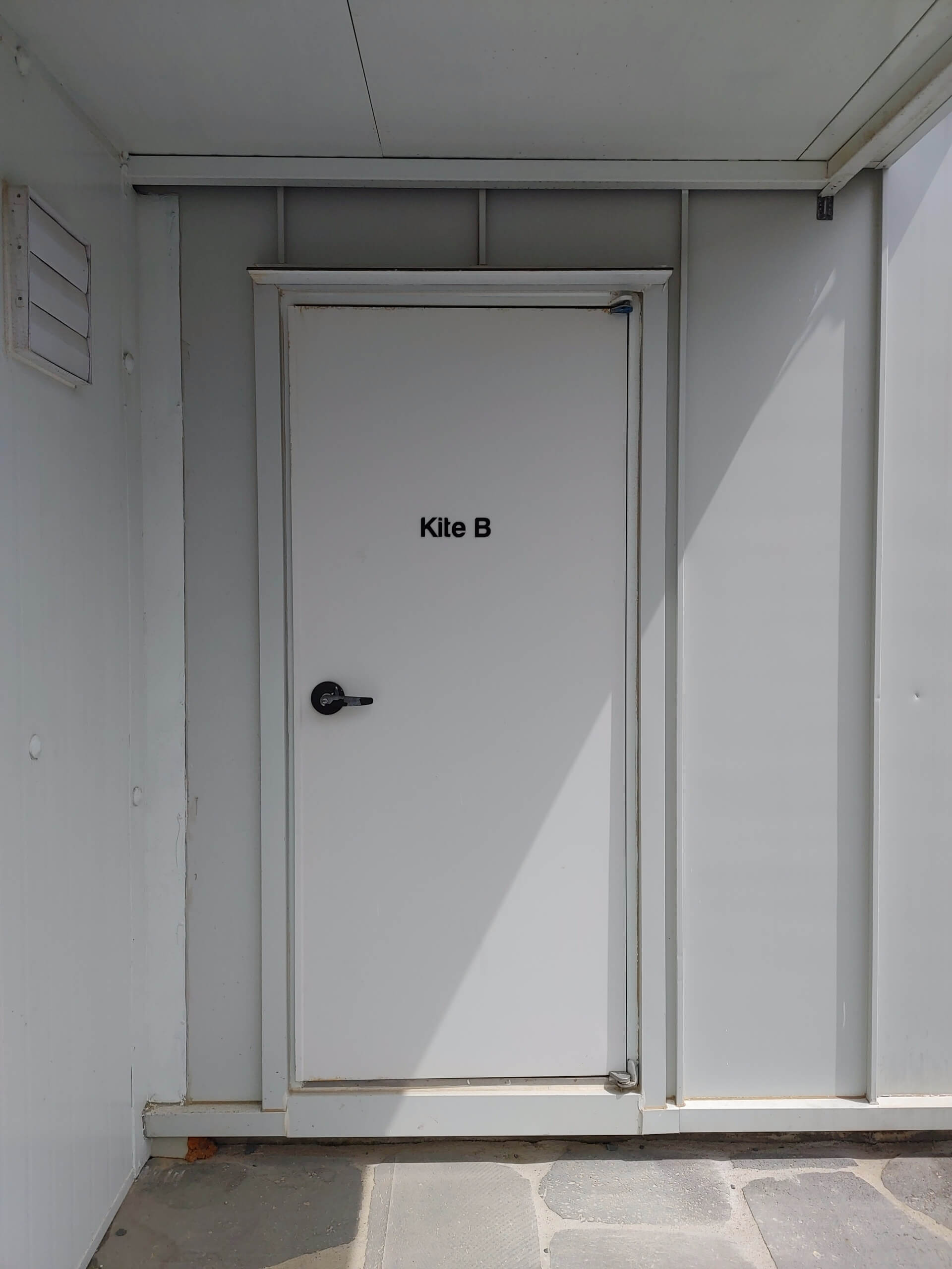 더_카이트21_펜션_카이트B_입구1