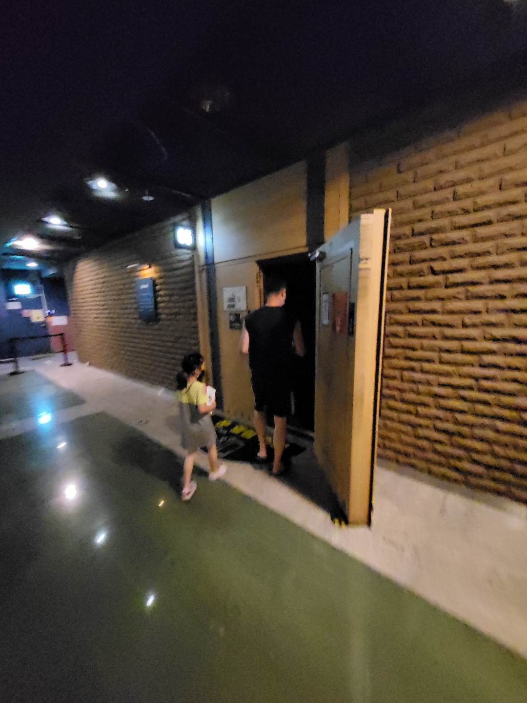 청주CGV 터미널점 (DC 리그 오브 슈퍼 펫)