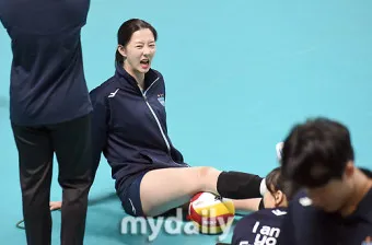 여자 배구 선수 강소휘 프로필 연봉_20