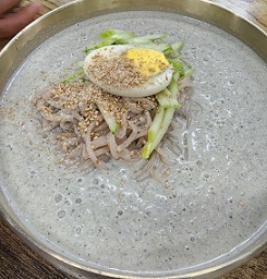 서리태콩국수