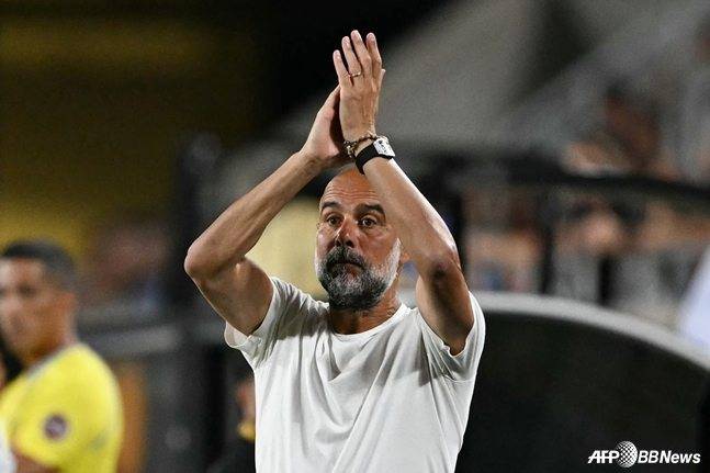 인자기와 콰르디올라 축구감독들-AFP출저