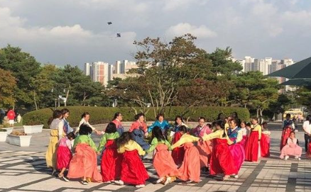5월 가족여행 어디로 강릉단오제에서 즐기는 전통축제와 강릉여행
