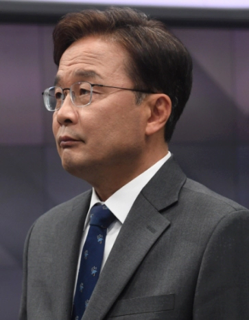 김우영 프로필 나이 고향 학력 경력 평가