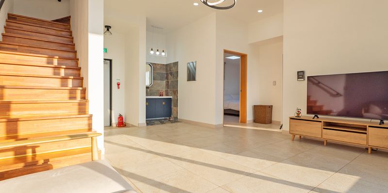 복층_계단_거실공간