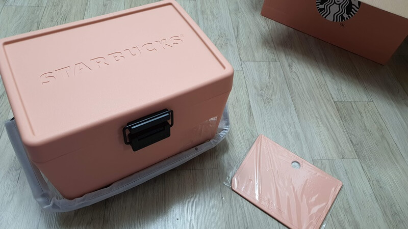 스타벅스-서머데이-쿨러-핑크