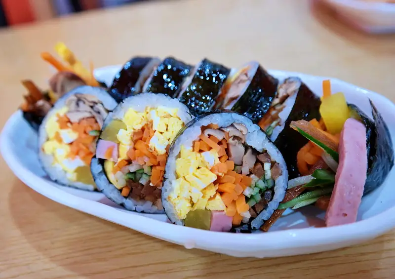 네모세모 김밥집 맛집 표고 버섯 김밥, 멜론 장아찌 김밥, 매콤 버섯김밥, 국물 떡볶이 맛있는 곳