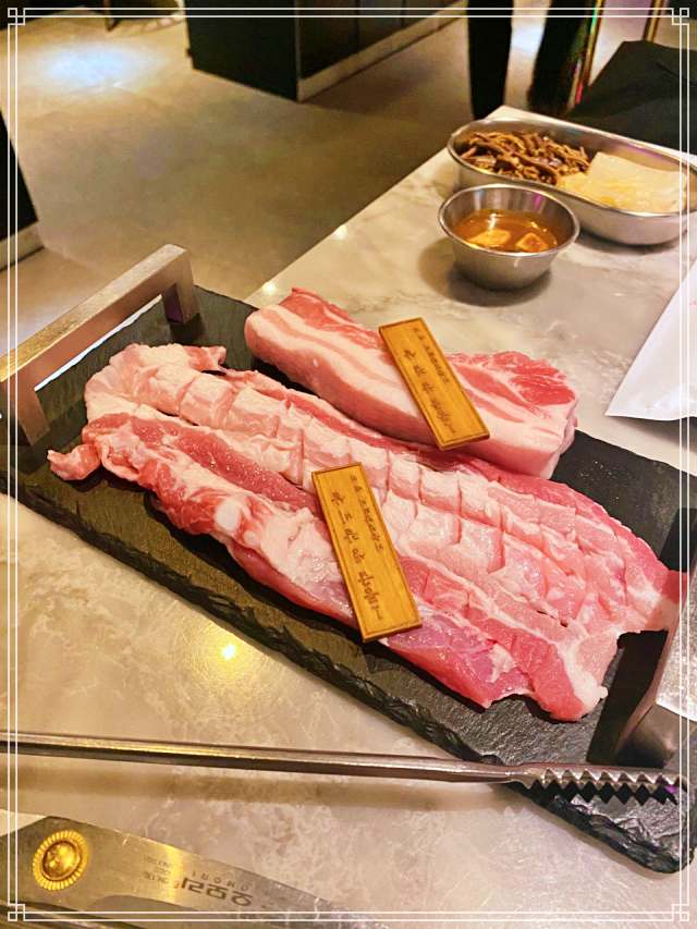 잠실 새내 신천 맛집 생 돼지갈비 성지의 생돼지갈비 숯불 구이