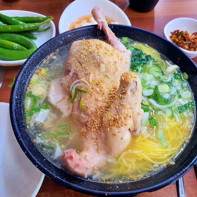 투데이 맛있는 메뉴 여름 보양식 3대 80년 노포 닭 한 마리 국수 & 닭한마리 국밥 맛있는 식당 추천 부산 초읍 맛집