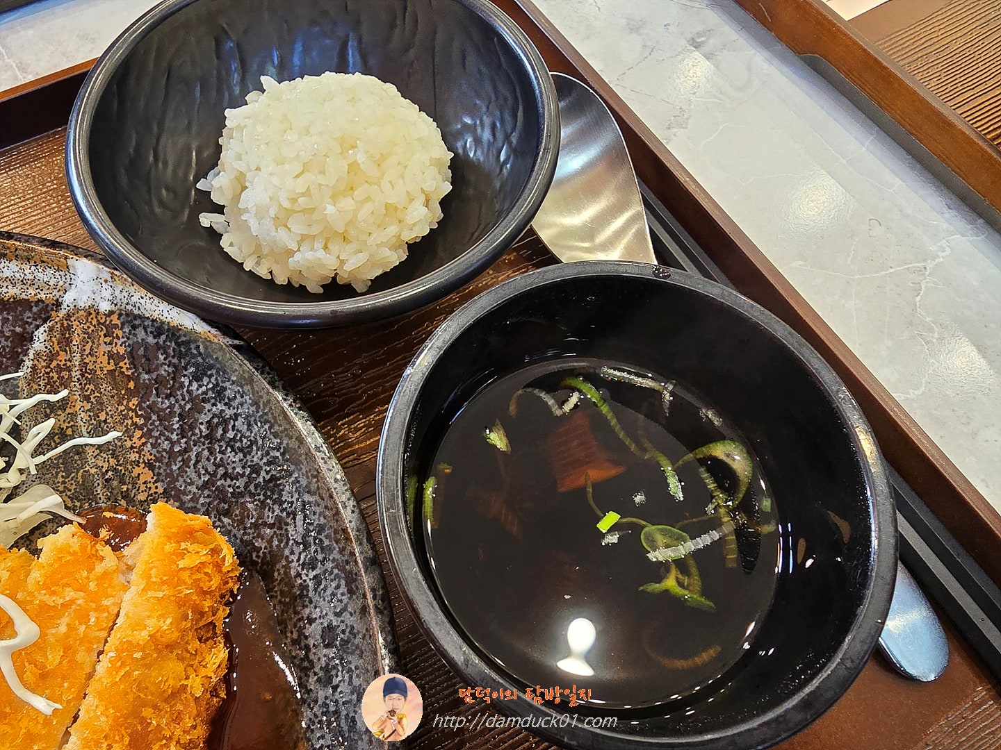 매콤로스카츠