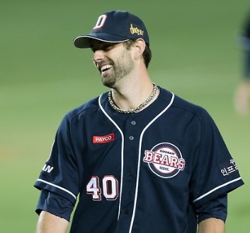 최강야구 니퍼트 은퇴식 이유 배경