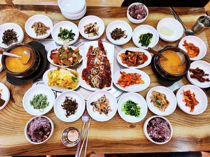 능이 버섯 전골 시골 밥상 백만 셀럽 가보자고 산채 정식 전북 완주 대둔산 맛집 추천