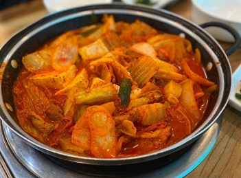 보통리-심봤다-두루치기-전문점