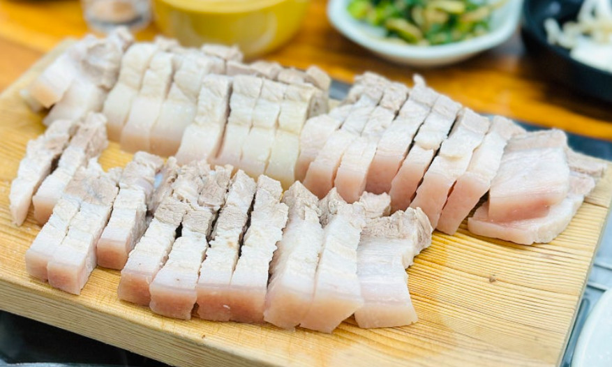 백반기행 양산 돼지수육 맛집