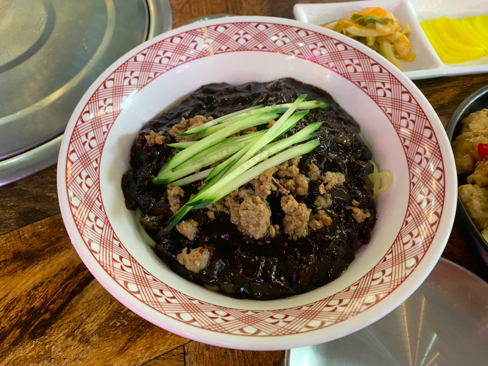 짜장면과 짬뽕 그리고 탕수육