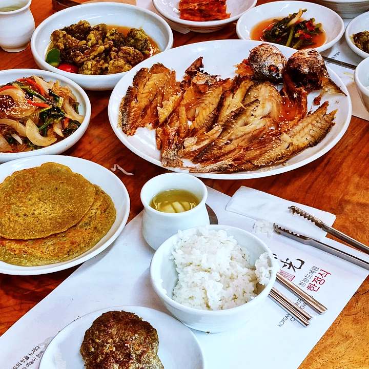 이만기 동네한바퀴 보성 녹차 한정식 맛집 녹차떡갈비 녹차전 녹차묵 소개