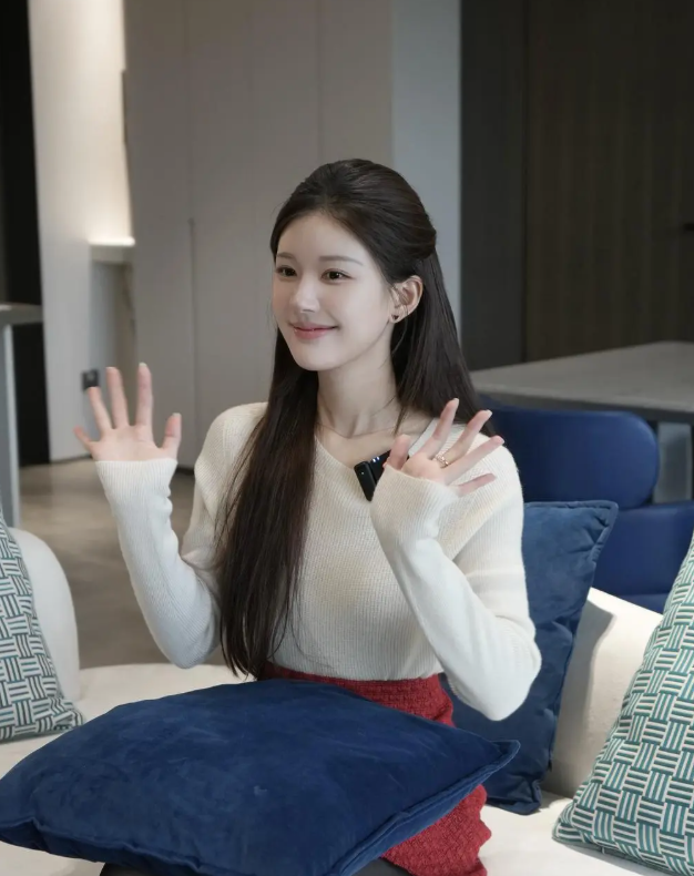 중국 여배우 조로사