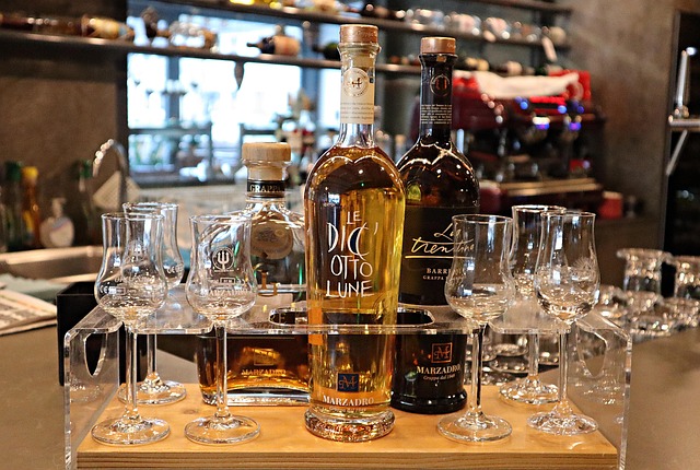 이탈리아 그라파(Grappa)의 기원과 전통 방식의 진화