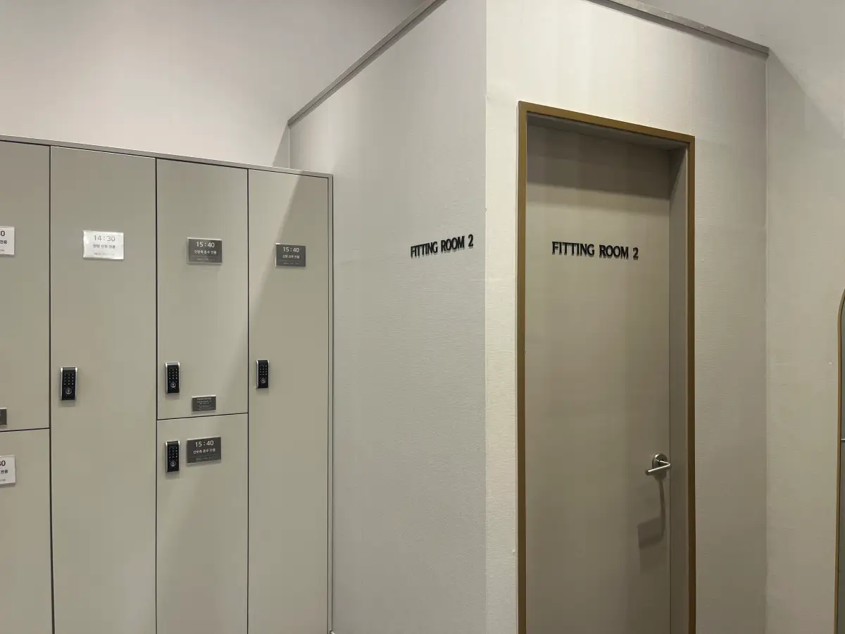 수원-파티웨딩유-피팅룸