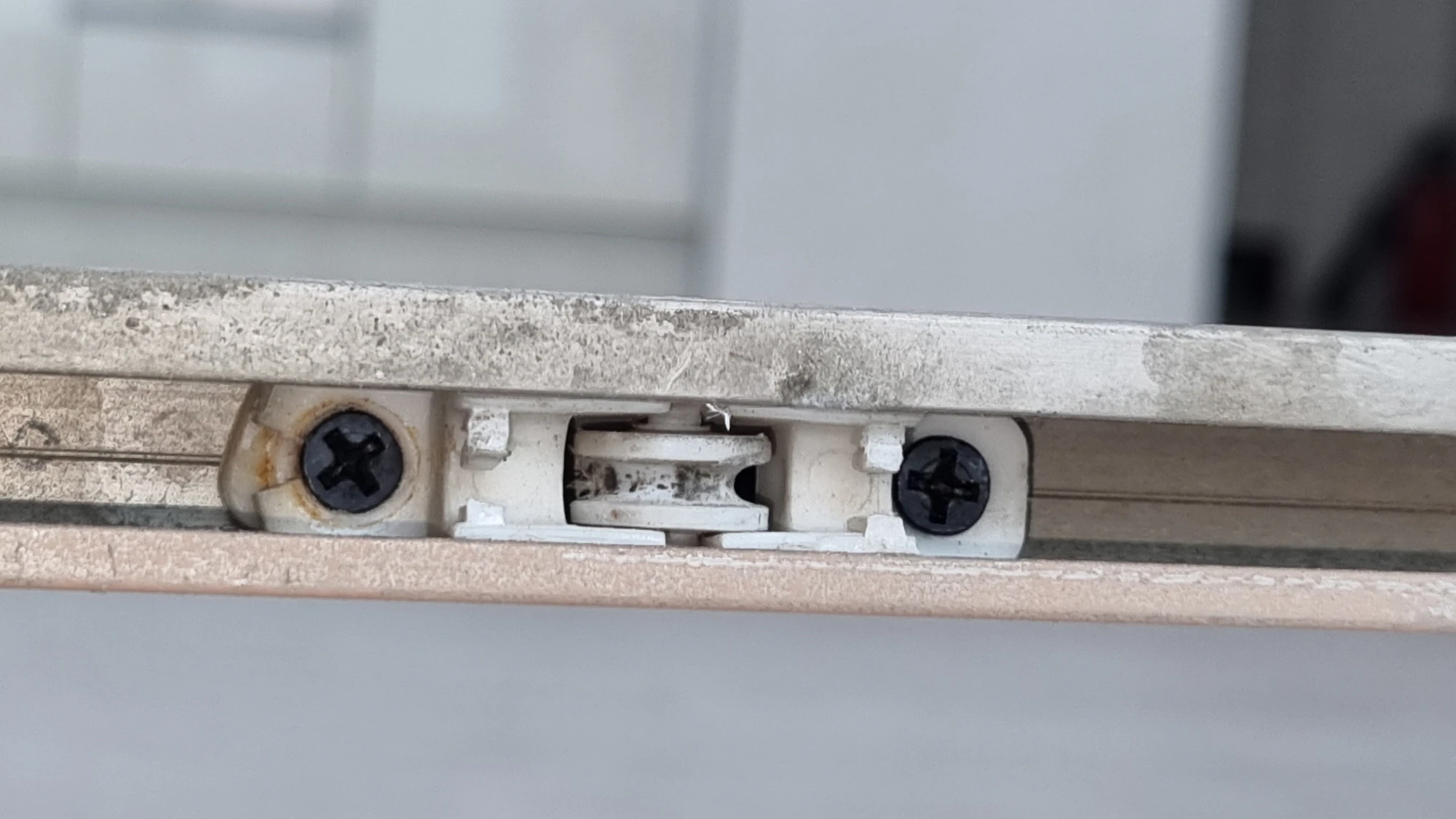 베란다 방충망 롤러