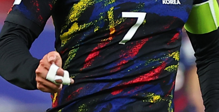 손흥민 선수 손가락 탈구 원인