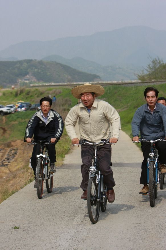 이재명 대통령 노무현 언급 이유｜댓글 소통 조롱&middot;참배&middot;시장 방문 자제 일화&middot;국민 제1공복 뜻 총정리