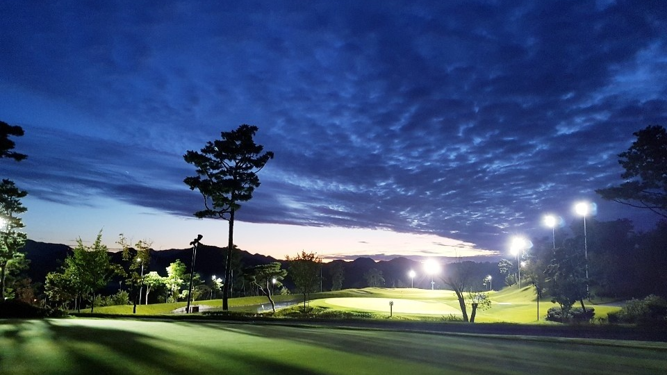 로얄포레 컨트리클럽