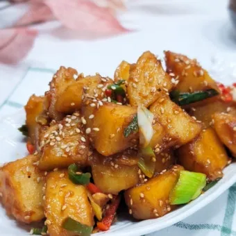 감자조림 맛있게 만드는법에 대해 반찬레시피_22