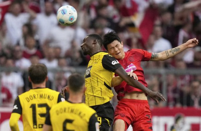 바이에른 뮌헨 우승 포스터 이미지