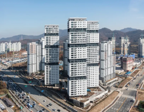 과천_푸르지오_라비엔오_조감도(왼)_실제(오)