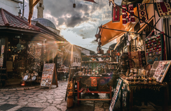 전통시장 속 힙한 공간 투어: 감성과 미식이 공존하는 특별한 여행