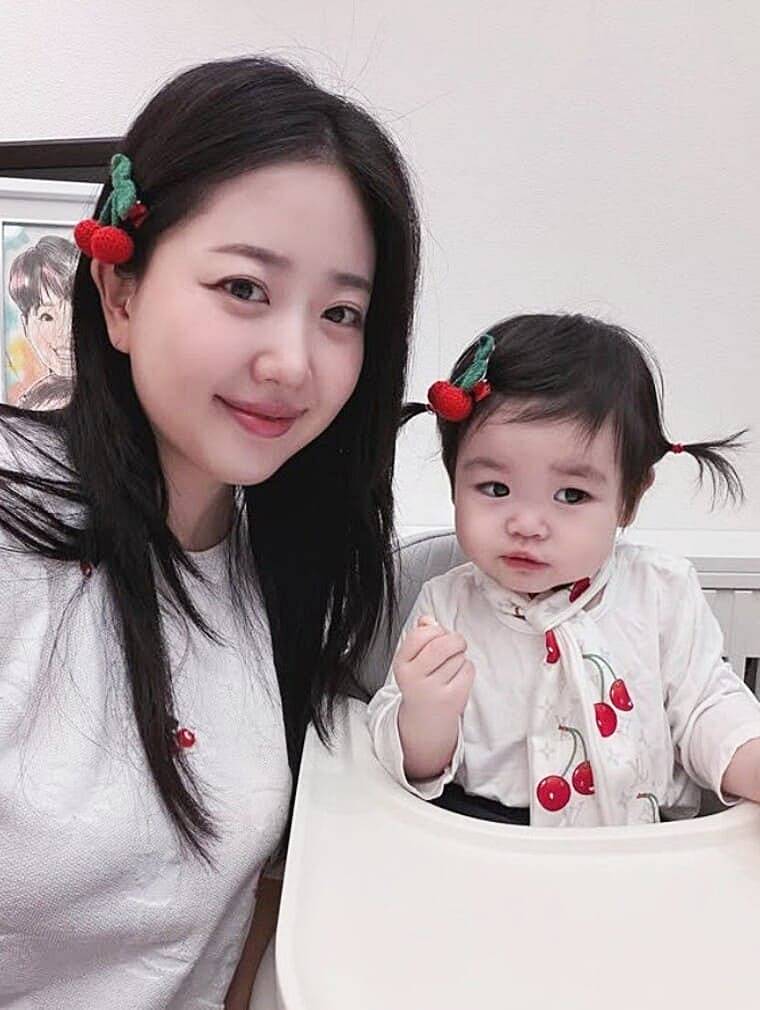 방송인-박수홍-아내-김다예-딸-재이