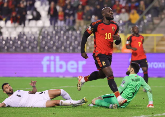 루카쿠 해트트릭