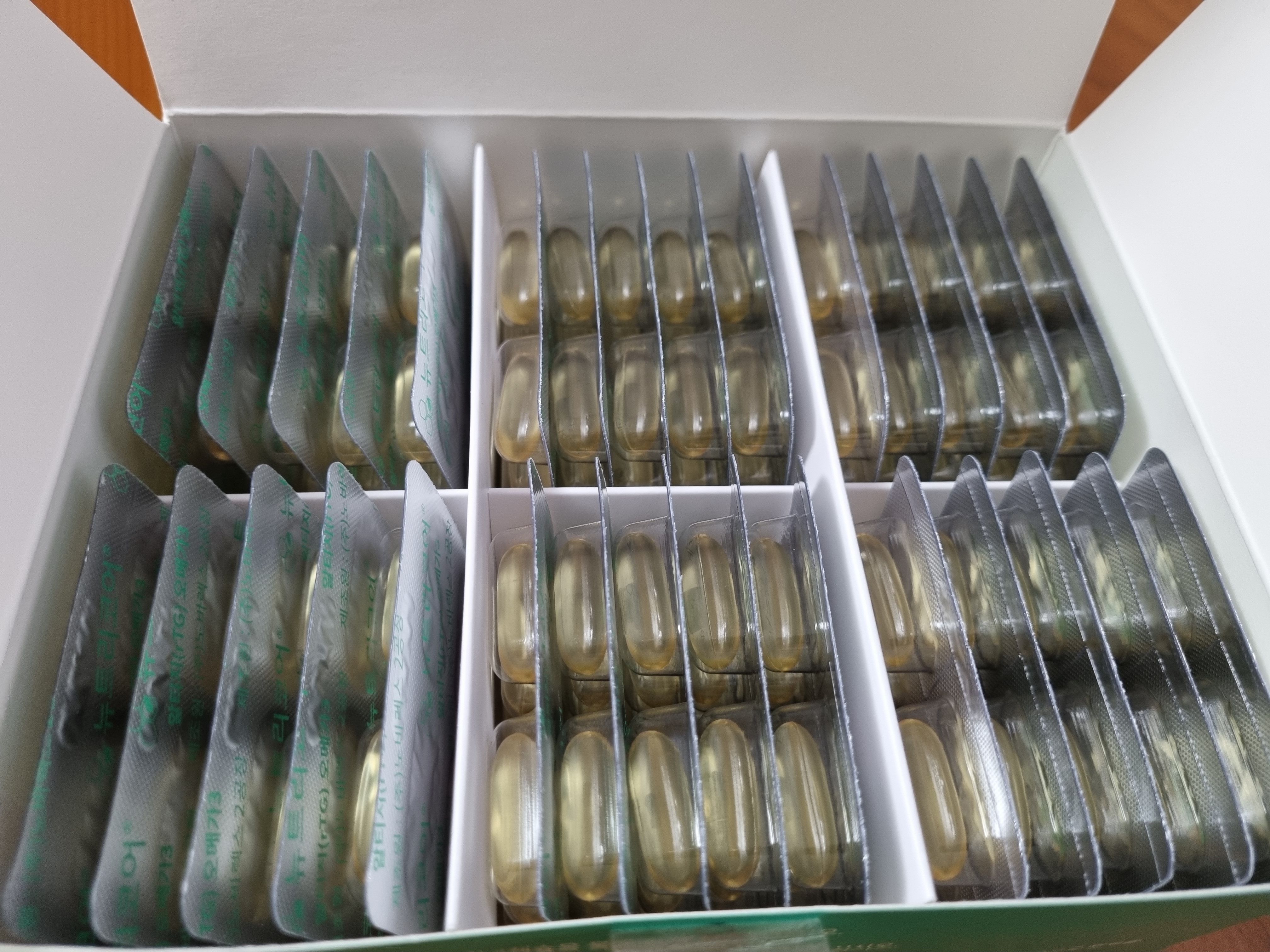 뉴트리코어 오메가3