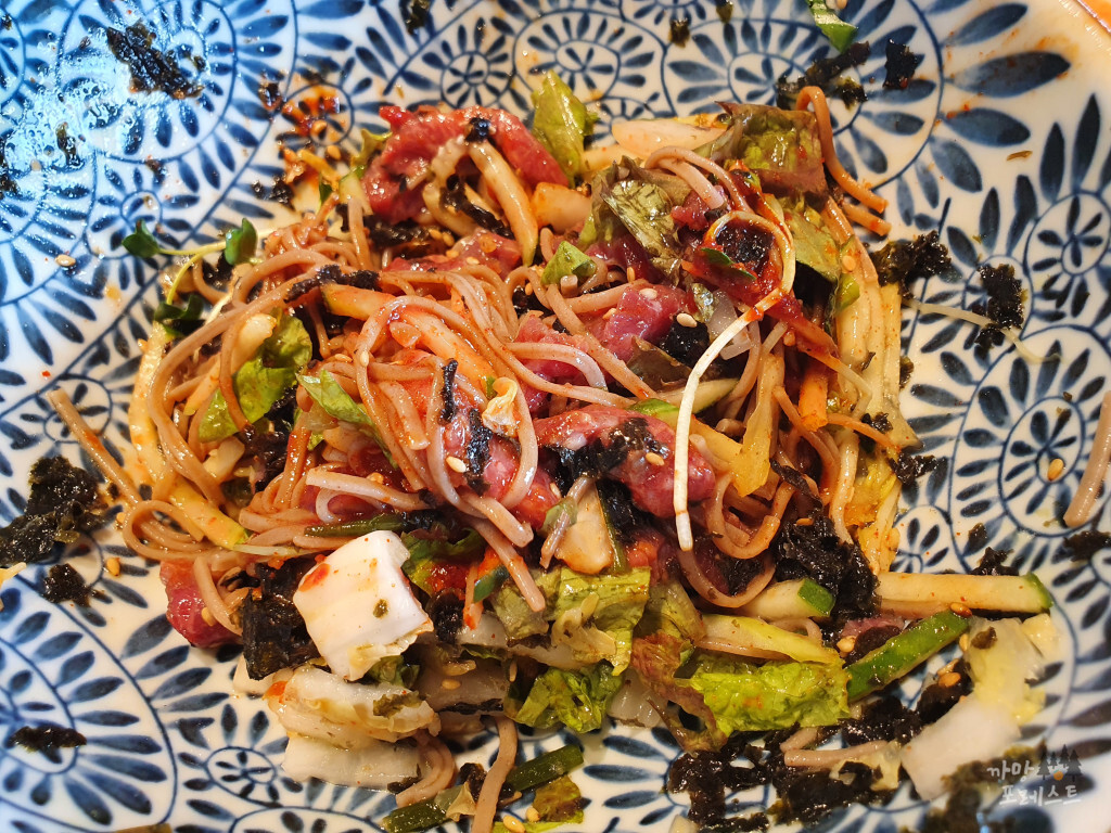 제주 보보애월 육회국수