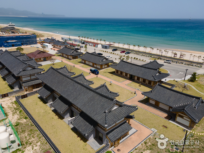동해 망상해변 한옥마을