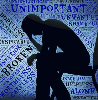 왜 스스로를 비난하는 데엔 익숙해져 있을까