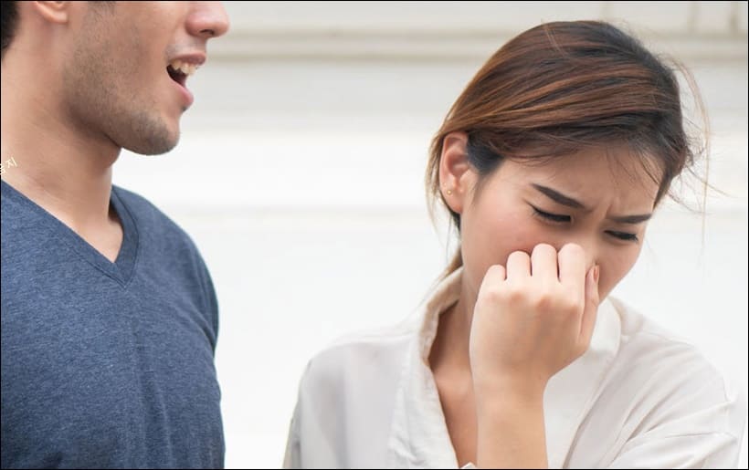 속에서 나는 입냄새