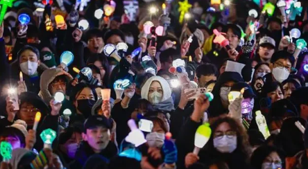 윤석열 탄핵소추안 가결