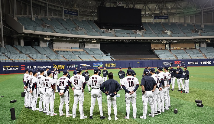 프리미어12 평가전